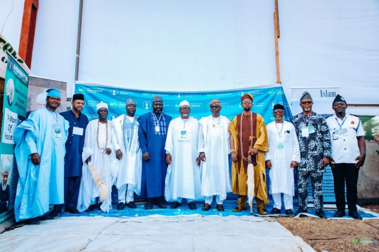 Kings shall seek Blessings from thy Garments – A fulfilled Prophecy