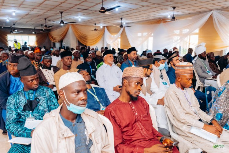 Amir Challenges Missionaries to Strengthen Tabligh Efforts