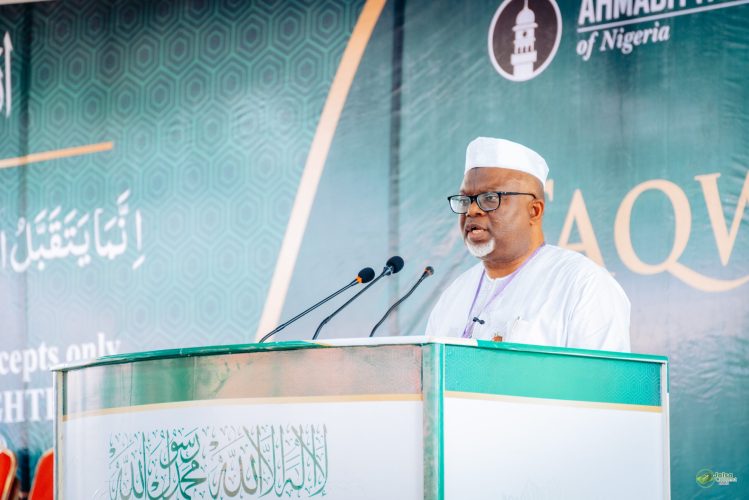 Leadership by Example: Inspiring Workers through action at Jalsa